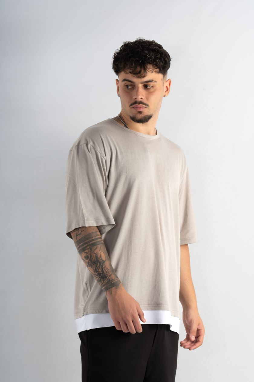 Tricou Gri Prelungire Albă 2
