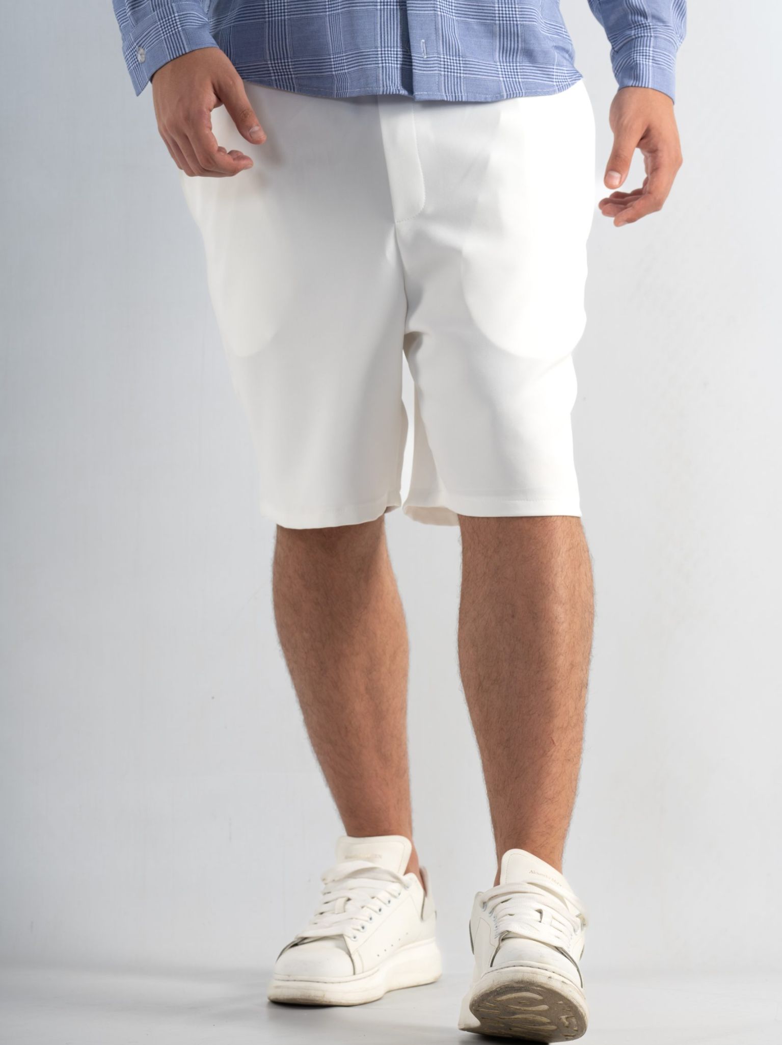 Pantaloni Scurți Albi