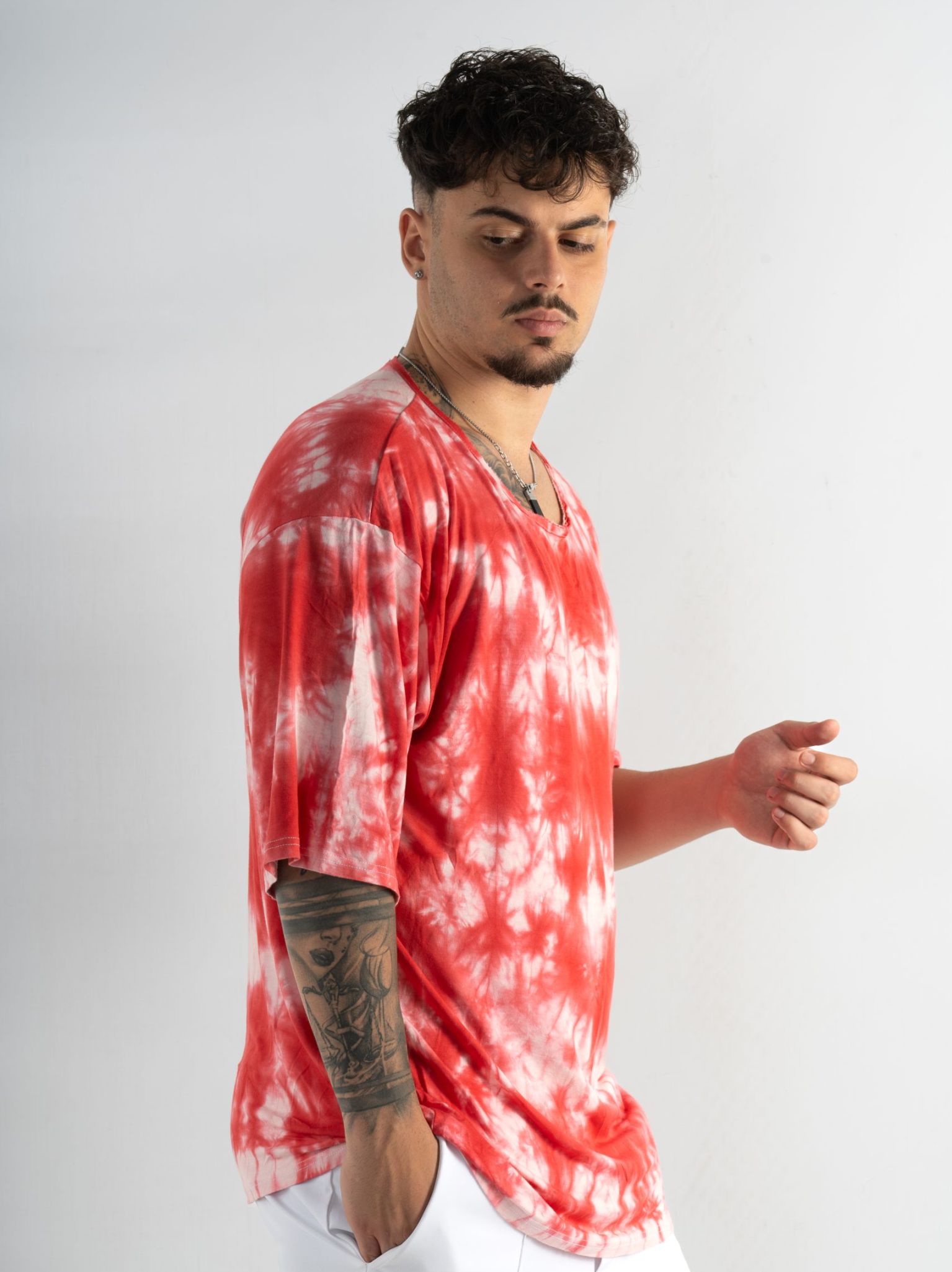 Tricou Roșu 2
